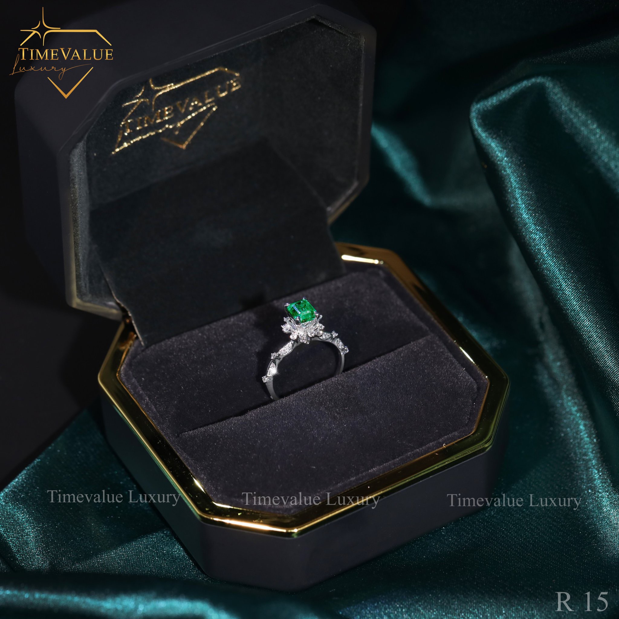 Nhẫn Kim cương Nữ gắn đá Emerald R15